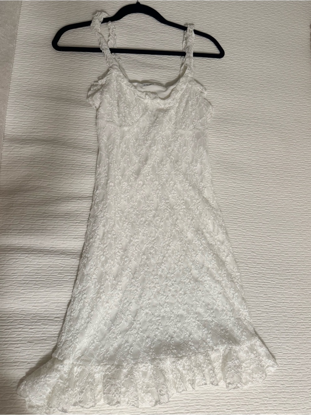 Pull&Bear White Lace Mini Dress with Ruffle Hem